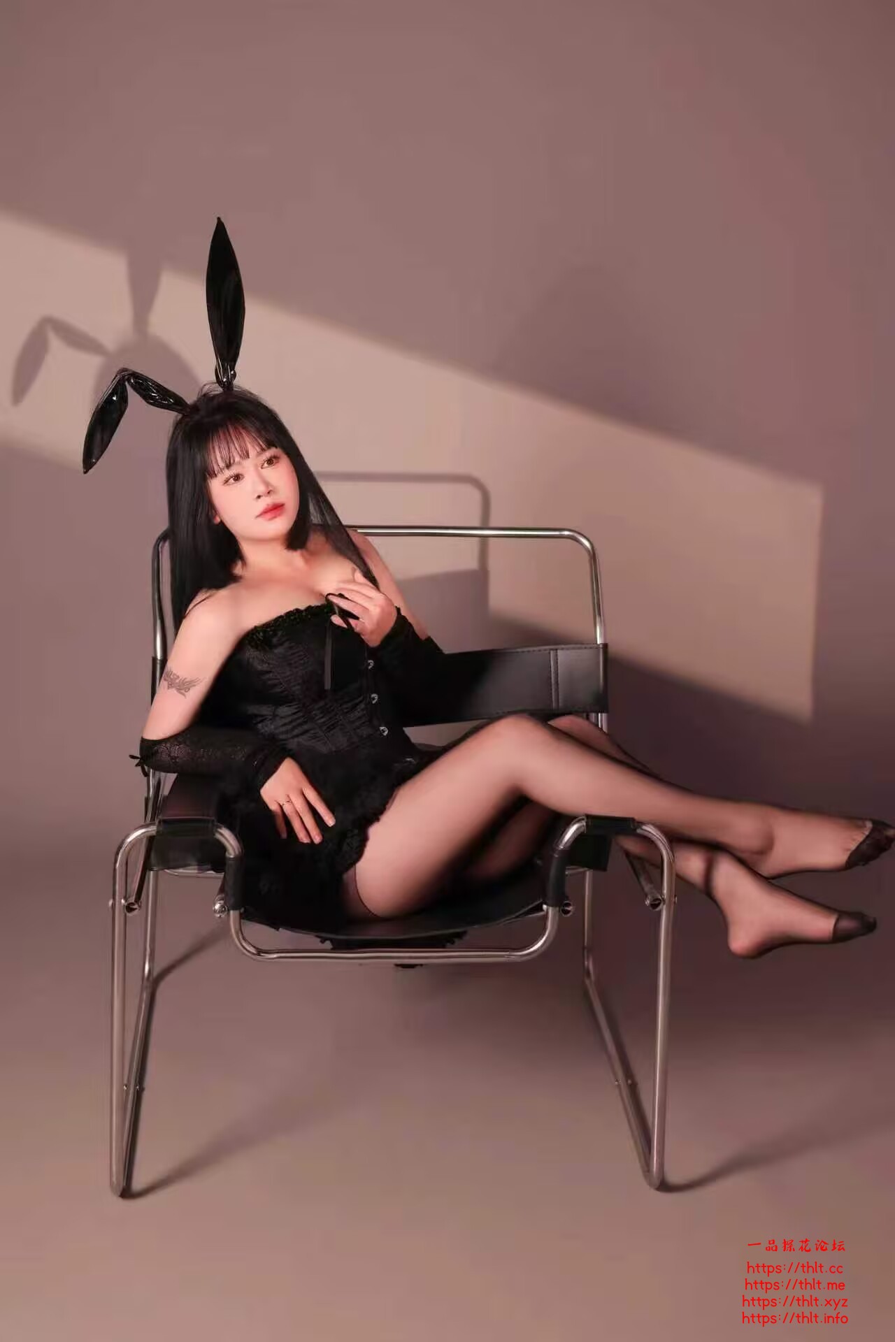 6b8687a991a9f74d4449a1c23a33e043.jpg